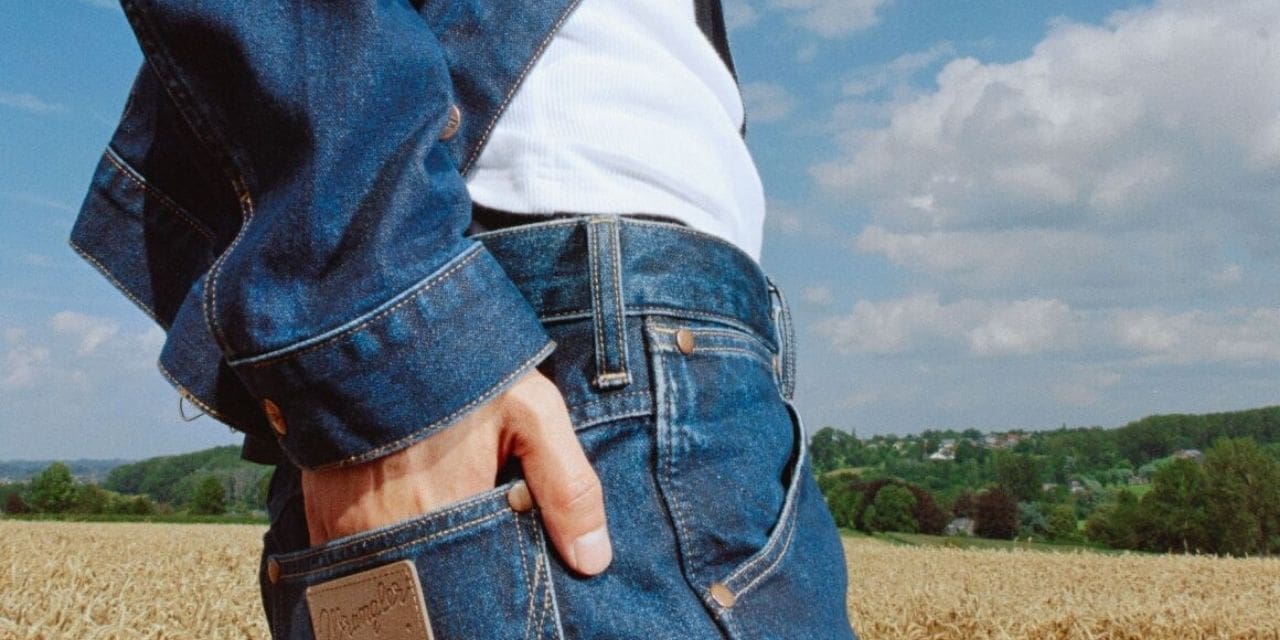 The Denim Weight of Jeans: A Clear and Simple Guide