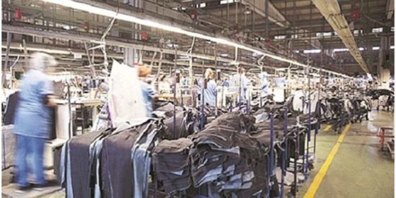 Cotton rally squeezes Asian garment makers, threatens recuperation from Covid