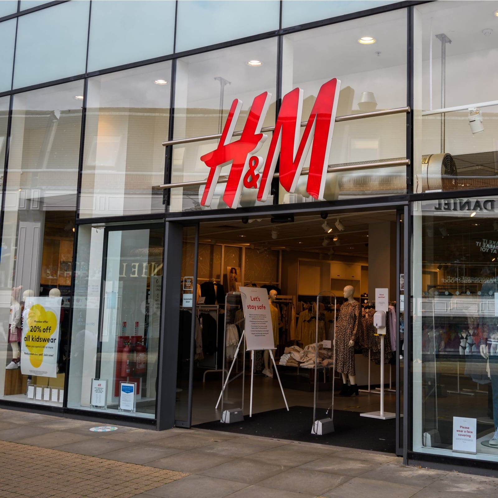 Fashion Giant H&M to lay off 1,500 staff in drive to cut soaring