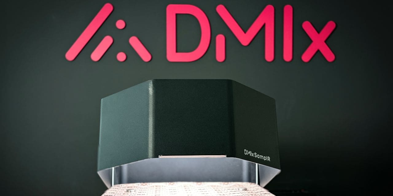 Introducing DMIx SamplR: "One Button - Digital Twin Collaboration" Revolutionizing Material Digitization